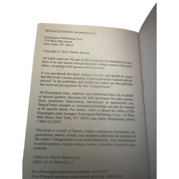 Dont Believe It By Charlie Donlea Paperback Book Mystery Thriller Suspense - Picture 4 of 4